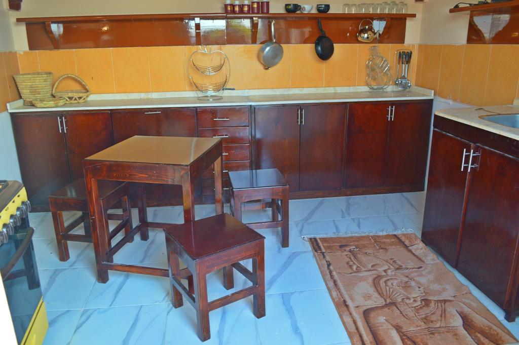 Farida Apartments Luxor Quarto foto